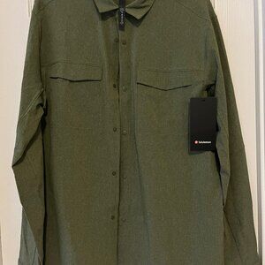 Men's Lululemon Button Down Shirt